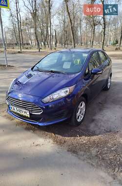 Седан Ford Fiesta 2016 в 