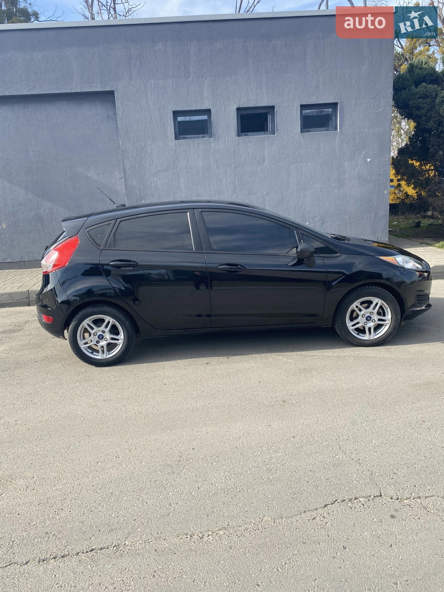 2017 Ford Fiesta - мініатюра 2
