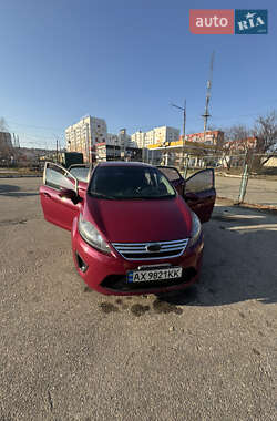 Седан Ford Fiesta 2011 в 