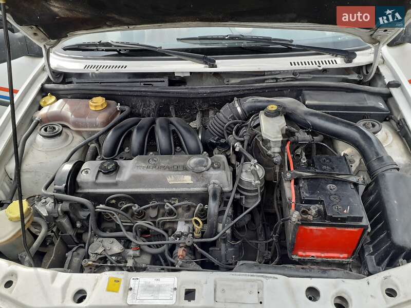 Хетчбек Ford Fiesta 1999 в Дрогобичі