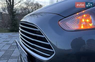 Седан Ford Fiesta 2018 в 