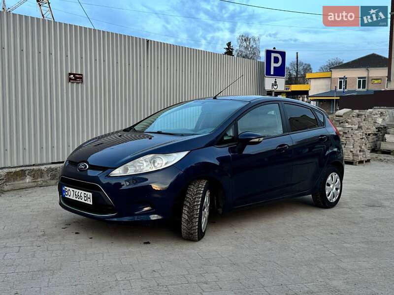 Хэтчбек Ford Fiesta 2011 в Тернополе