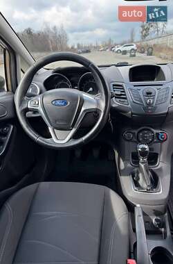 Хетчбек Ford Fiesta 2013 в Києві