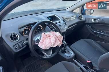 Хэтчбек Ford Fiesta 2014 в 