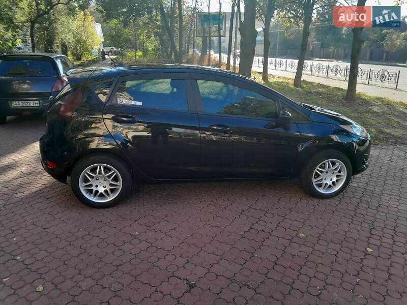 Хэтчбек Ford Fiesta 2018 в Киеве фото 7 Хэтчбек Ford Fiesta 2018 в Киеве