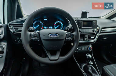 Хетчбек Ford Fiesta 2018 в 