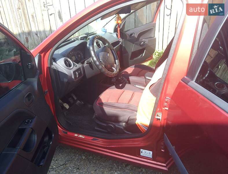 Хэтчбек Ford Fiesta 2008 в Турке фото 7 Хэтчбек Ford Fiesta 2008 в Турке