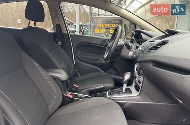 Хэтчбек Ford Fiesta 2019 в 