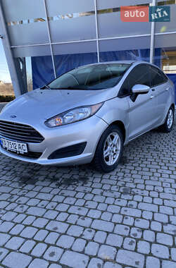 Седан Ford Fiesta 2017 в Ужгороді