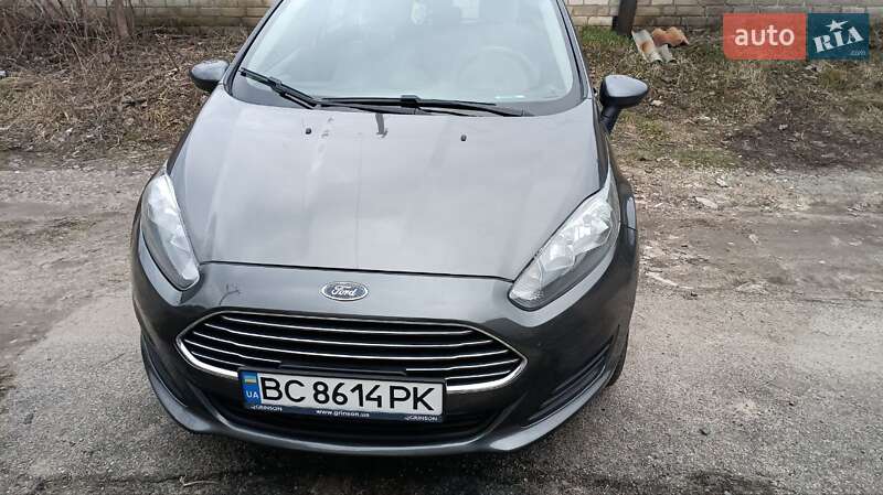 Хэтчбек Ford Fiesta 2017 в Александрие