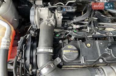 Хэтчбек Ford Fiesta 2011 в 