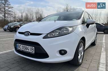 Хэтчбек Ford Fiesta 2011 в 
