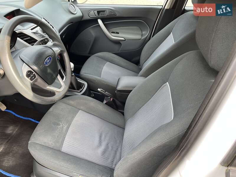 Хетчбек Ford Fiesta 2011 в Львові