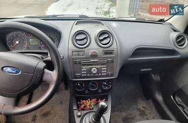Хэтчбек Ford Fiesta 2008 в 