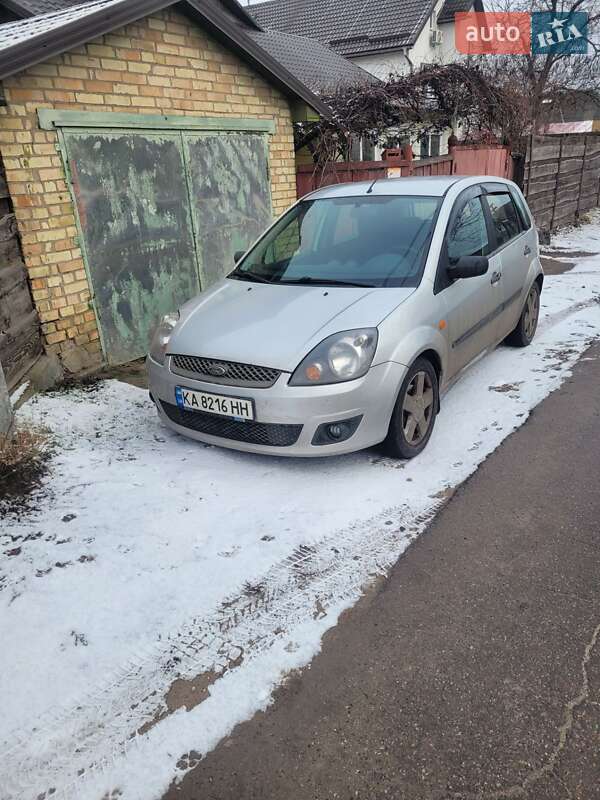 Хетчбек Ford Fiesta 2008 в Бучі