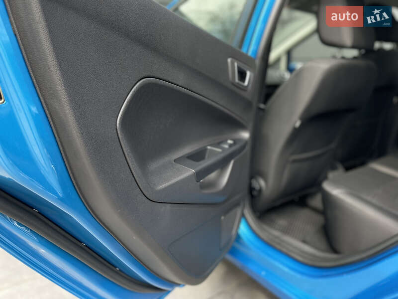 Хетчбек Ford Fiesta 2016 в Одесі