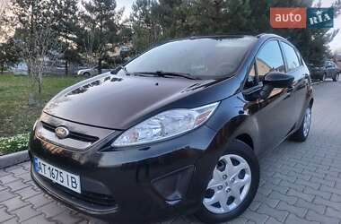 Хэтчбек Ford Fiesta 2013 в 