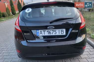 Хэтчбек Ford Fiesta 2013 в 