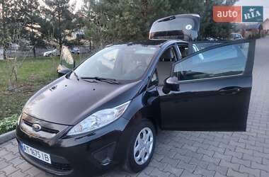 Хэтчбек Ford Fiesta 2013 в 