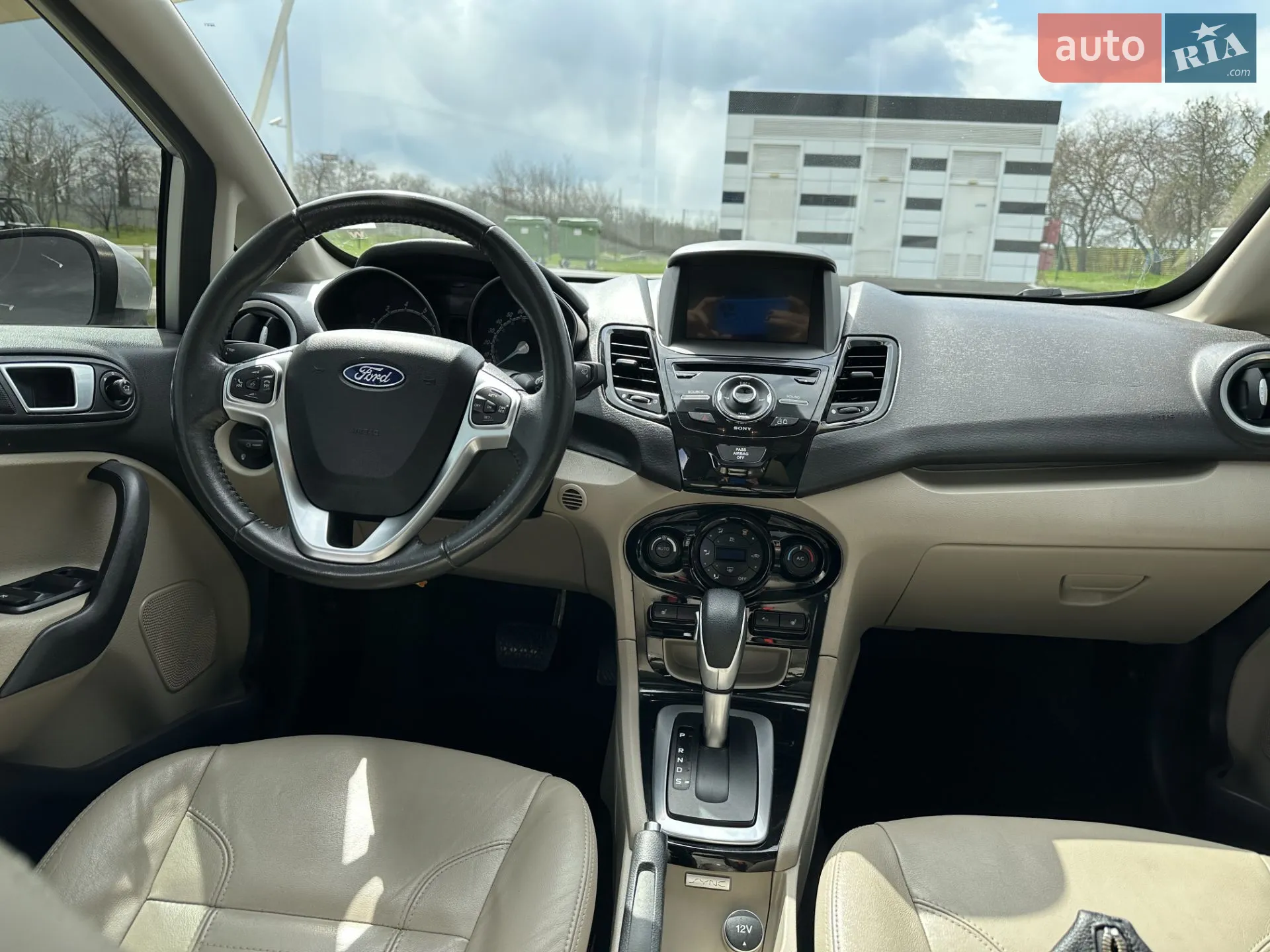2017 Ford Fiesta - мініатюра 23