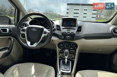 Седан Ford Fiesta 2017 в 