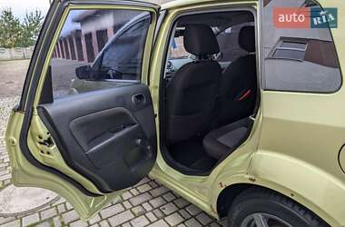 Хэтчбек Ford Fiesta 2006 в 