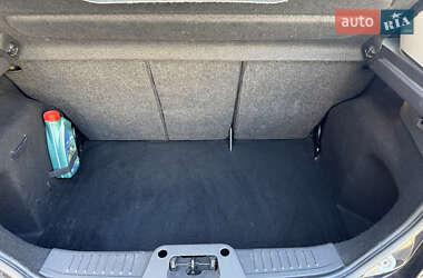 Хэтчбек Ford Fiesta 2013 в 