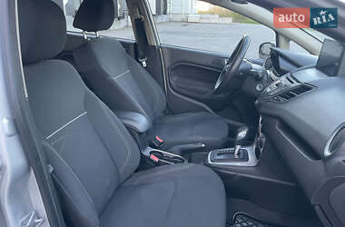 Хэтчбек Ford Fiesta 2014 в 