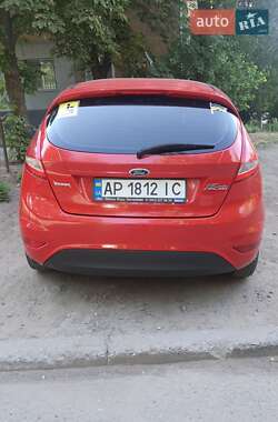 Хэтчбек Ford Fiesta 2012 в 