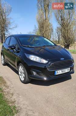 Хэтчбек Ford Fiesta 2019 в 