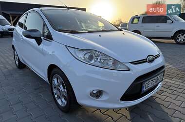 Хэтчбек Ford Fiesta 2011 в 