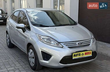 Седан Ford Fiesta 2012 в 