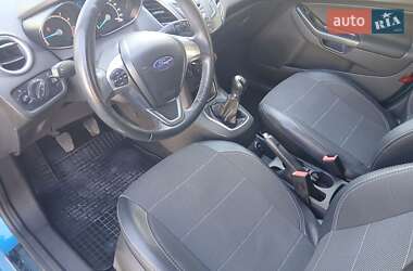 Хэтчбек Ford Fiesta 2014 в 