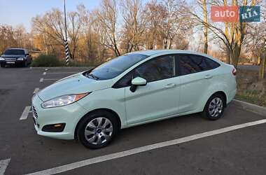 Седан Ford Fiesta 2017 в 