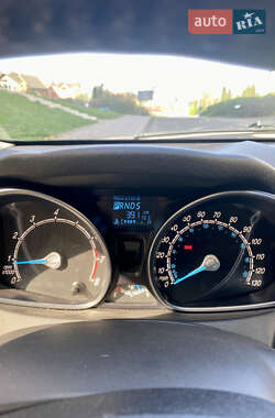Седан Ford Fiesta 2013 в 