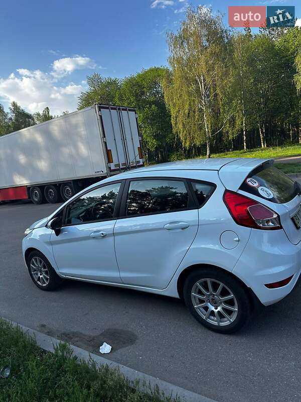 Хэтчбек Ford Fiesta 2012 в Кропивницком фото 4 Хэтчбек Ford Fiesta 2012 в Кропивницком