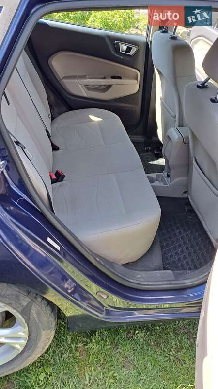 Хэтчбек Ford Fiesta 2015 в Черновцах фото 10 Хэтчбек Ford Fiesta 2015 в Черновцах