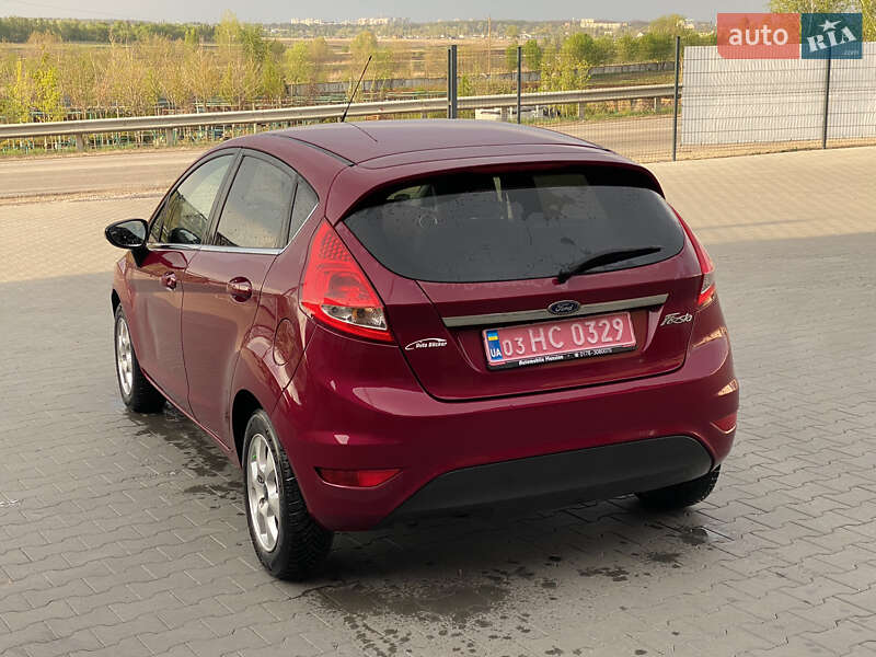 Хэтчбек Ford Fiesta 2009 в Ирпене