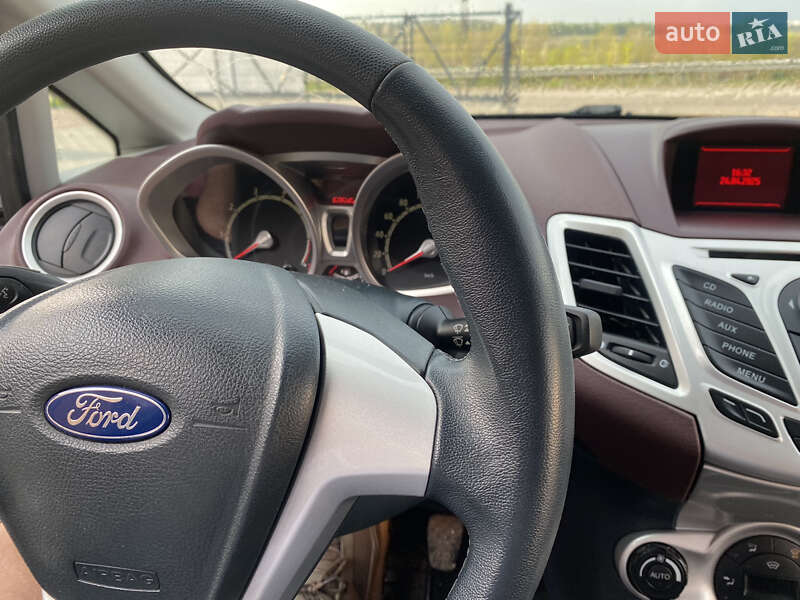 Хэтчбек Ford Fiesta 2009 в Ирпене