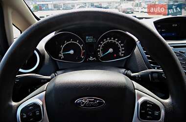 Седан Ford Fiesta 2018 в 