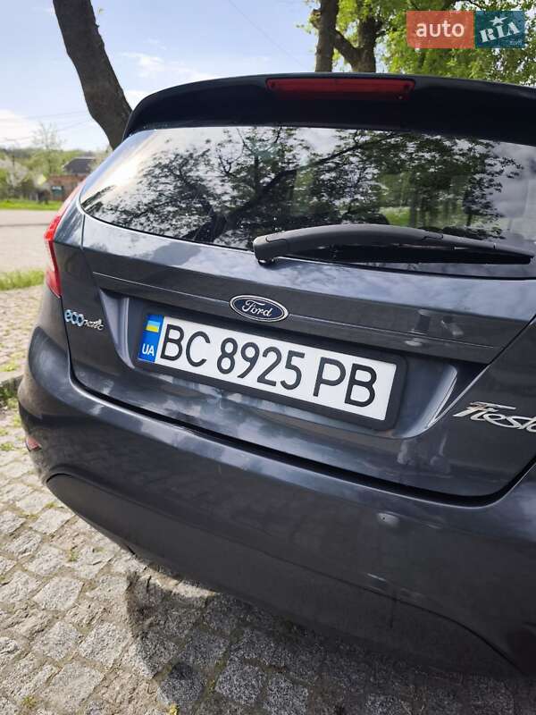 Хэтчбек Ford Fiesta 2010 в Львове