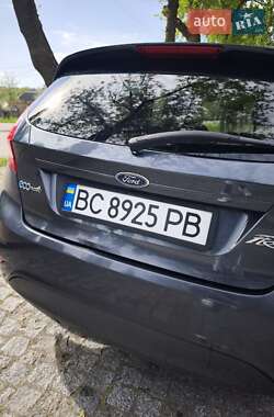 Хэтчбек Ford Fiesta 2010 в 