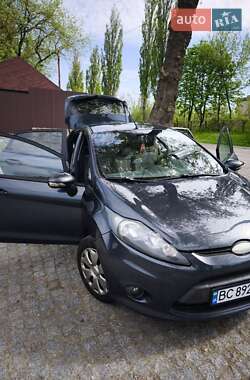 Хэтчбек Ford Fiesta 2010 в Львове