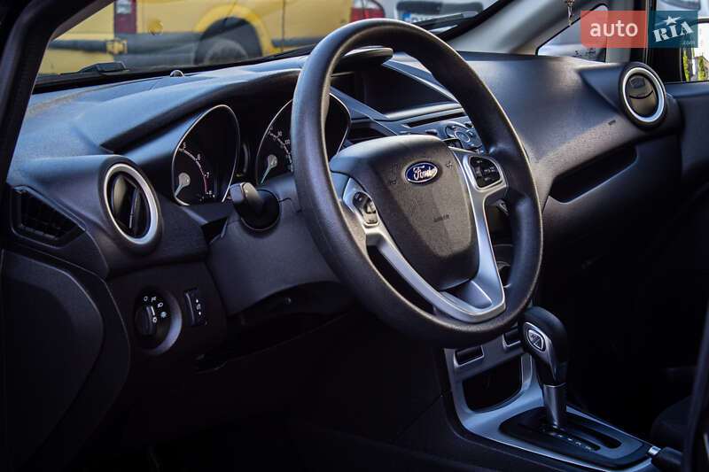 Седан Ford Fiesta 2019 в Львові