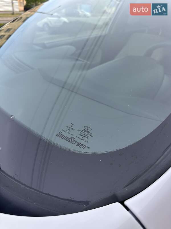 Хетчбек Ford Fiesta 2019 в Києві