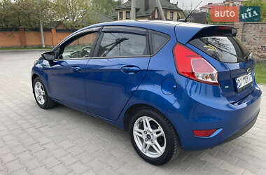 Хэтчбек Ford Fiesta 2018 в 