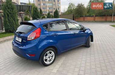 Хэтчбек Ford Fiesta 2018 в 