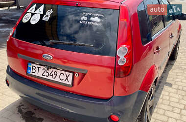Хэтчбек Ford Fiesta 2007 в 
