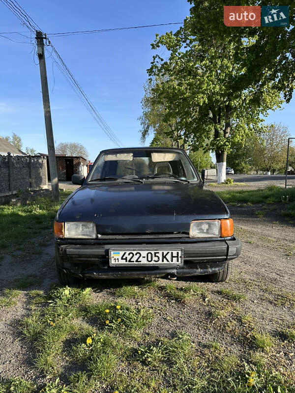 Хетчбек Ford Fiesta 1988 в 