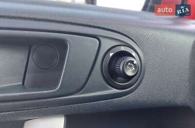 Хэтчбек Ford Fiesta 2012 в 